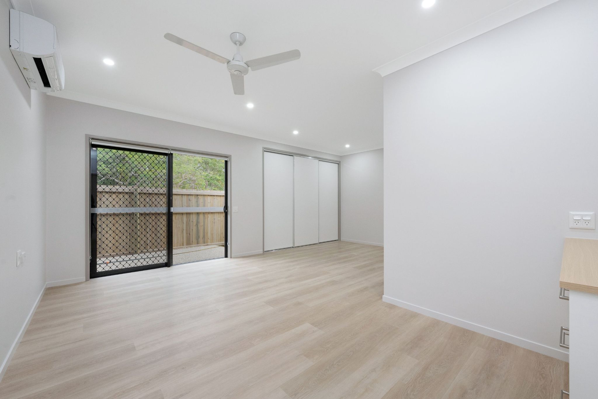 Bayswater Rd 141 Bed 3 to courtyard