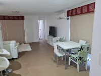 18CE07A8 FAE6-4228-AB75-CEE94560C80E