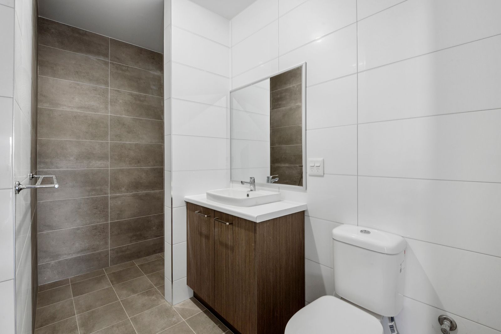 014 Open2view_ID710202-33_Plantation_Circuit_Landsborough