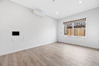 33 Harry Street Cranbourne 010