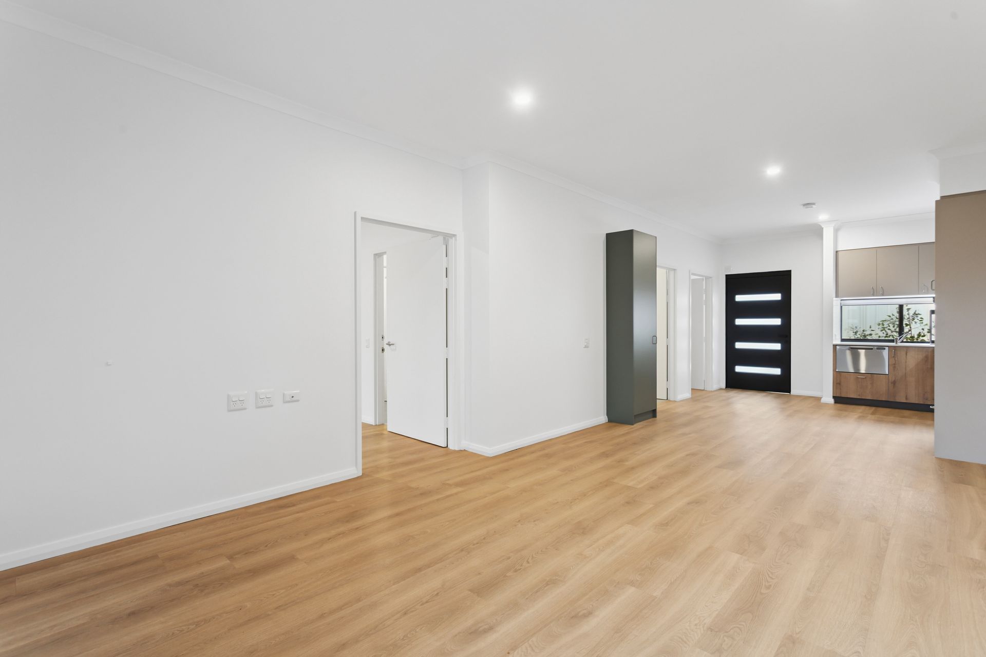 web 7 Blackburn St, Maddington 26