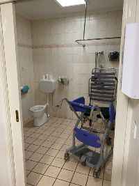 10  Aberdeen bathroom