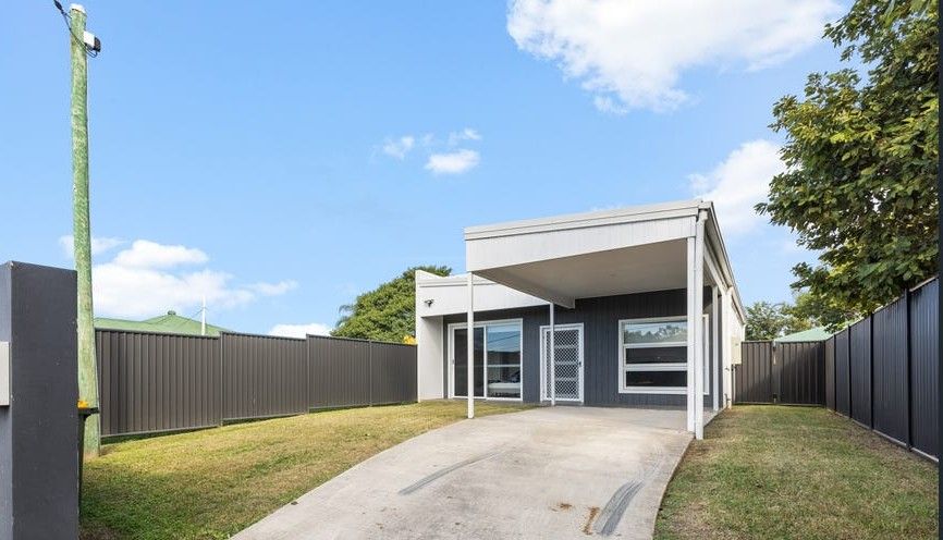 10 Brisbane Rd 55 - Front