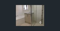 50 Lemongrass Bathroom