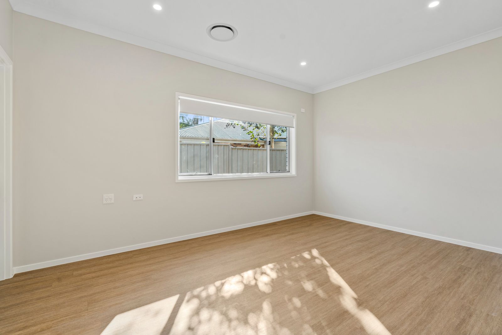 009 Open2view_ID965911-49_Boundary_Street