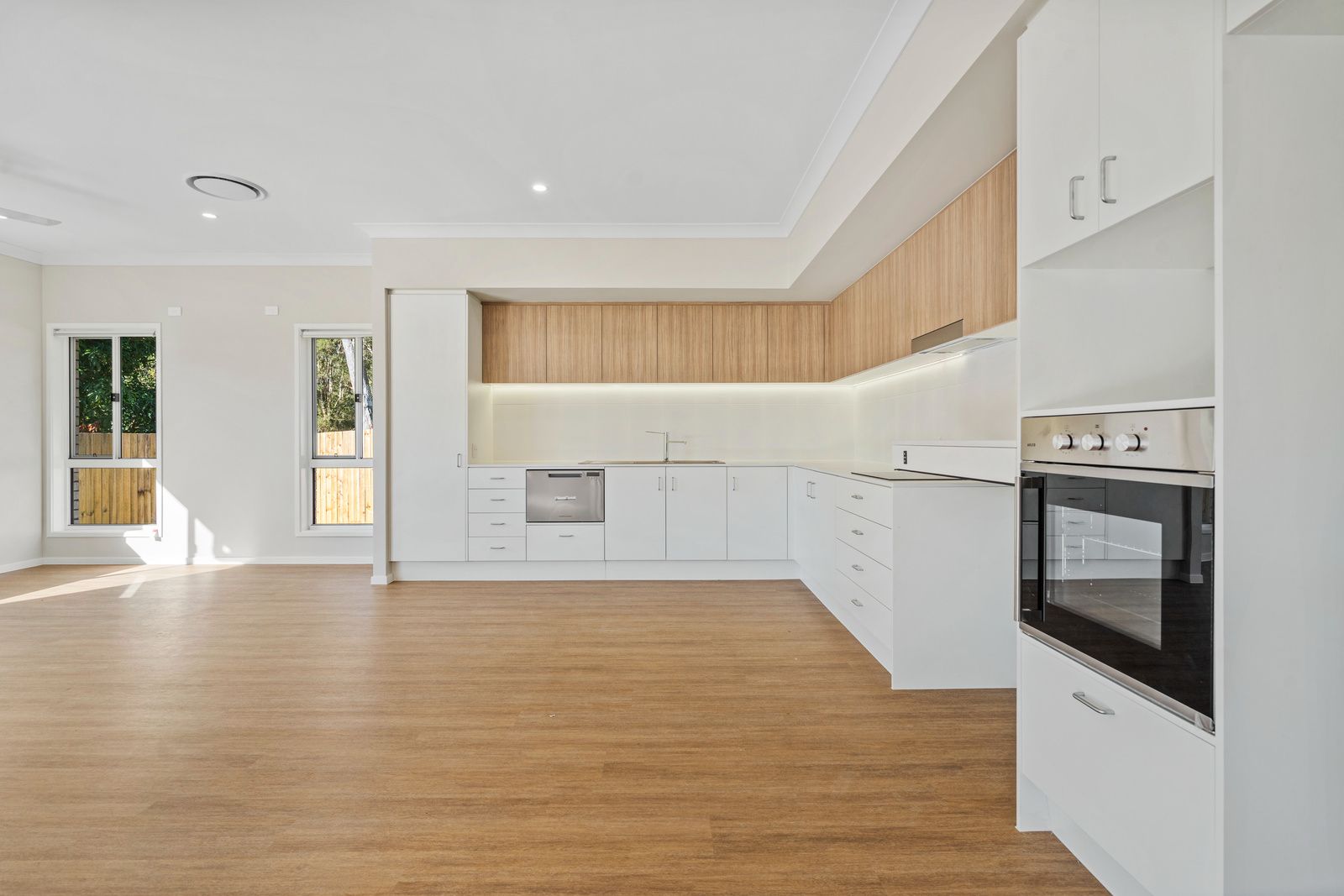014 Open2view_ID965911-49_Boundary_Street