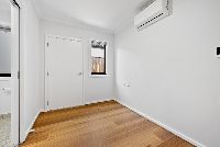 004 Open2view_ID862029-11_Ballad_Street