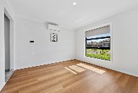 001 Open2view_ID862029-11_Ballad_Street