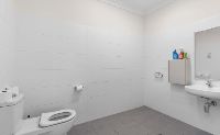 8   Woodward Pl 23 - Ensuite 1