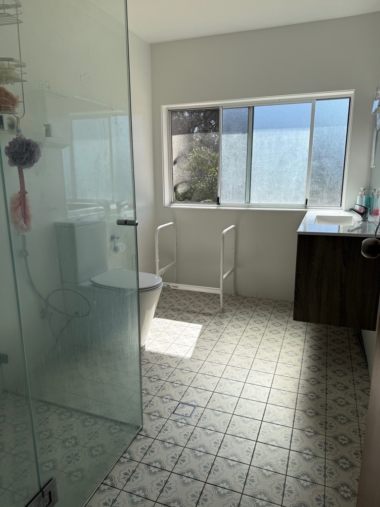 upstairs bathroom