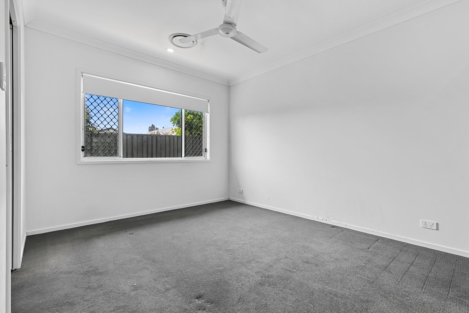 010 Open2view_ID971248-47_Wesley_Road