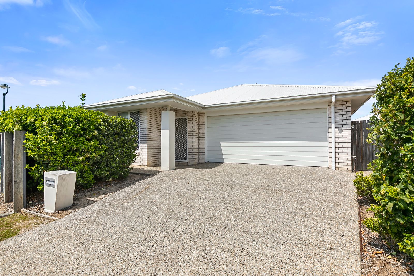 016 Open2view_ID971248-47_Wesley_Road