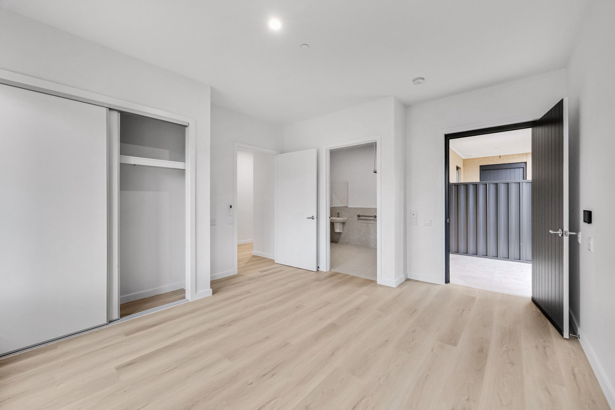 477 HighSt-Pro-4