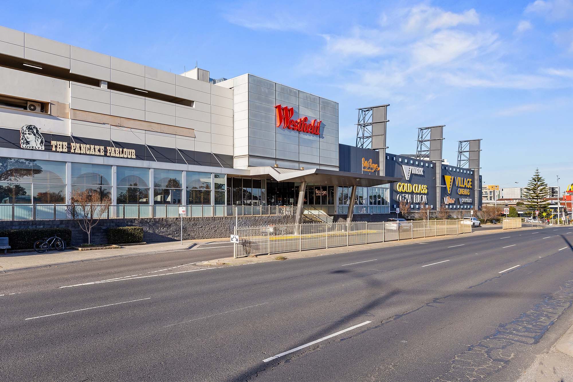 Cheltenham Westfield Southland LR No Logo