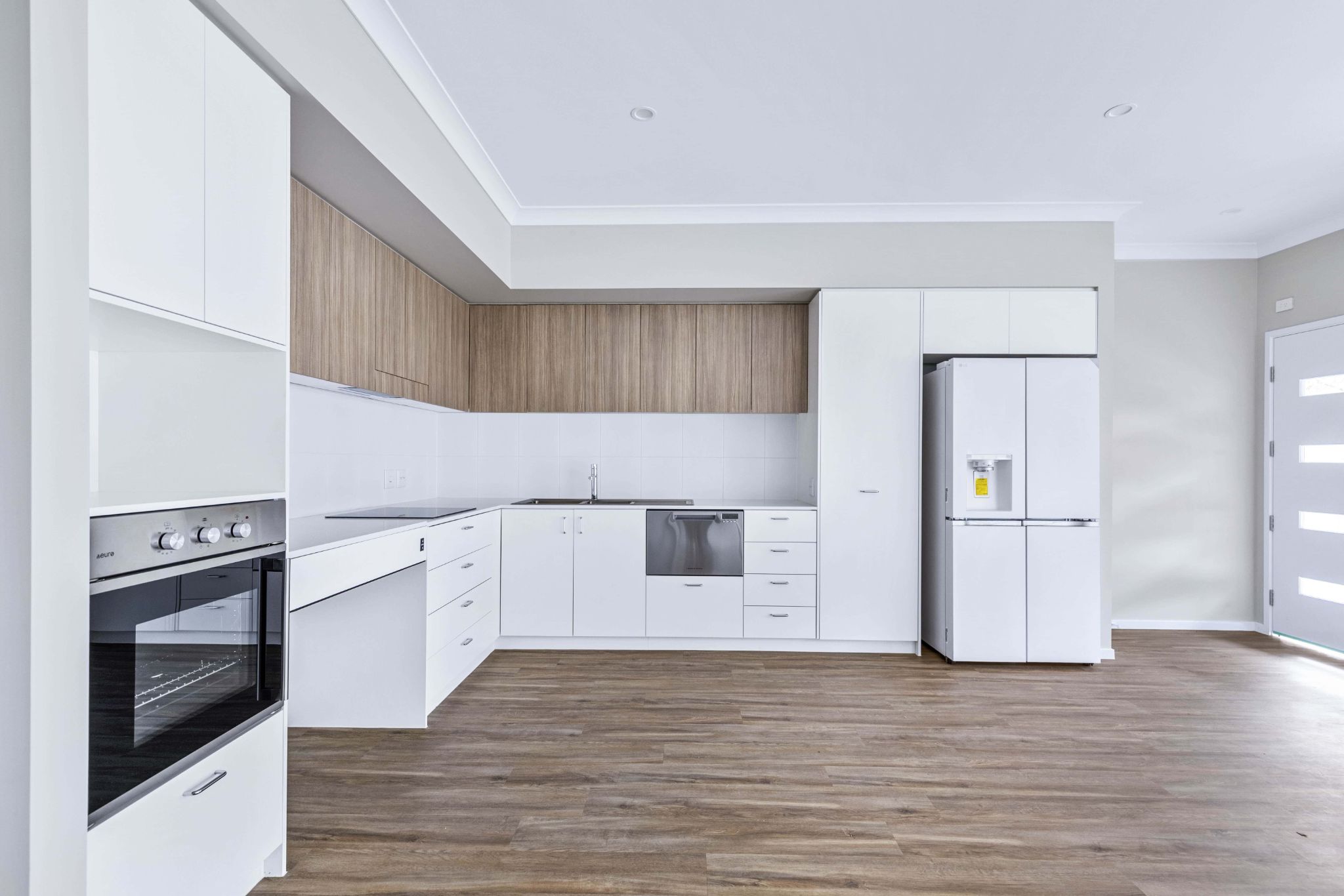 005 Open2view_ID954058-269_Tufnell_Road-min