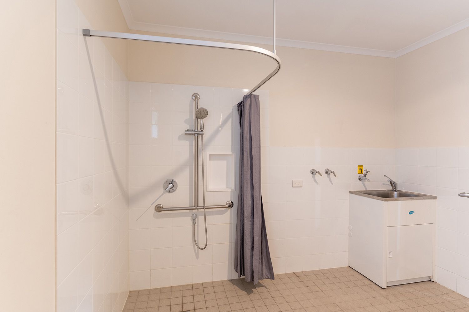 emibl28vpnawyp9urefp