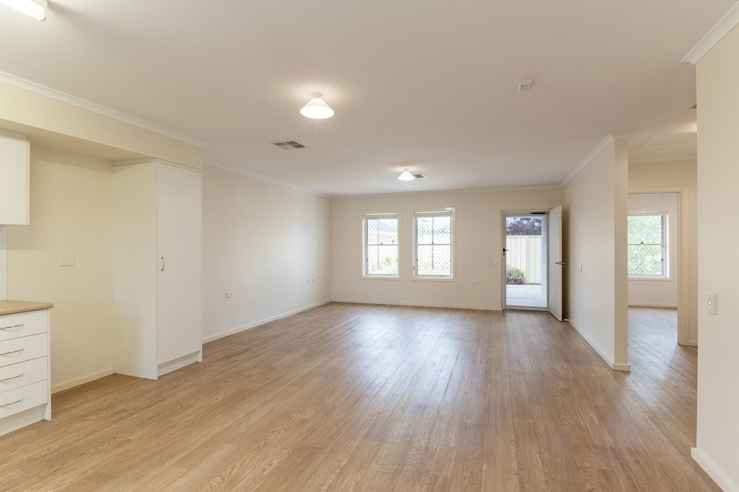 wvkjipnpvaritaek9hp0