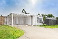 187 King St Caboolture 3