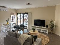 tarneit8