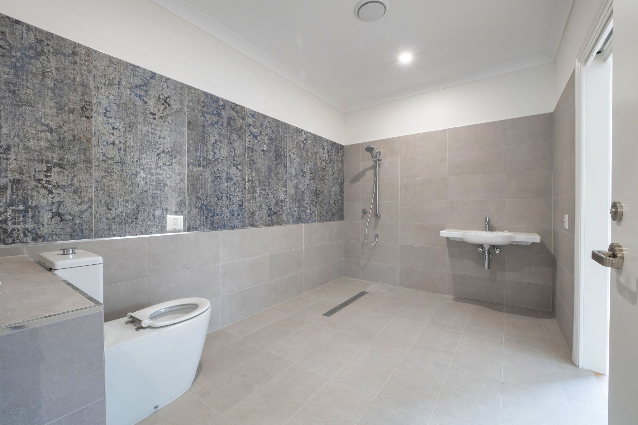 Unit 2 Bathroom