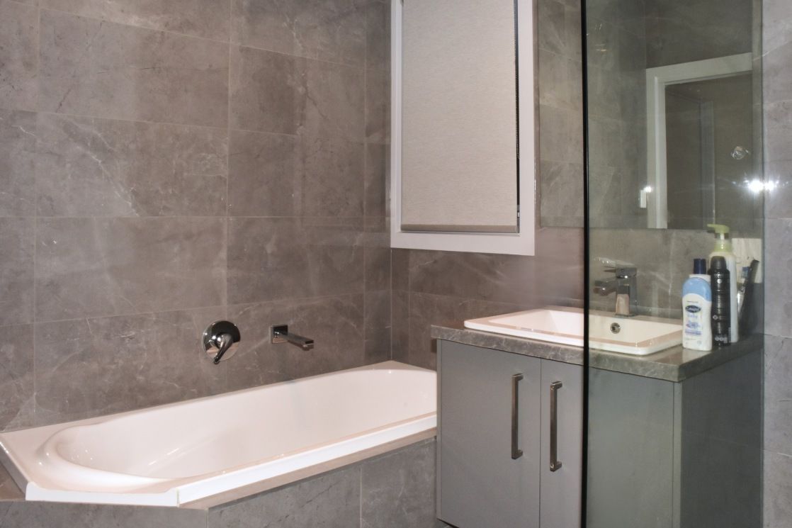 5 Bath1