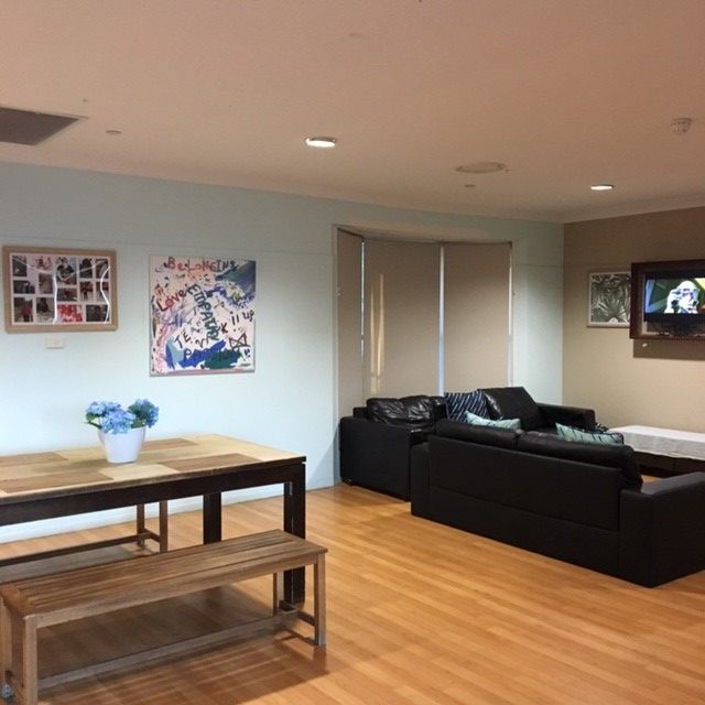 NSWSYD C-2 Lounge room