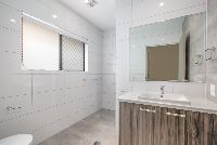 B   Ensuite