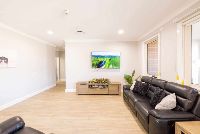 Tahmoor 0311-living-room-accessible