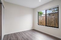 B   bedroom