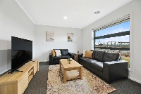 WEB 3JarrahCrescentWarragul_005