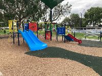 O Callaghan Park zilmere (1)