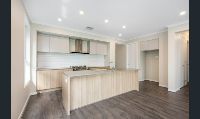 Kitchen with walk in pantry, double door fridge suitability