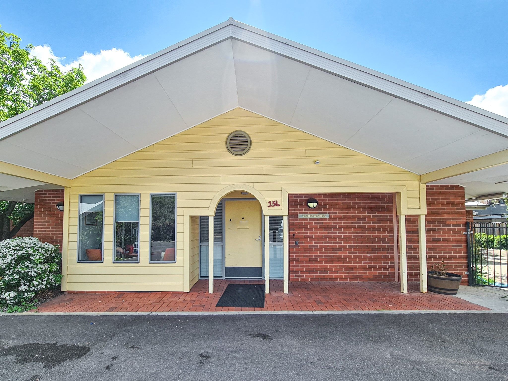 FRONT OF HOUSE