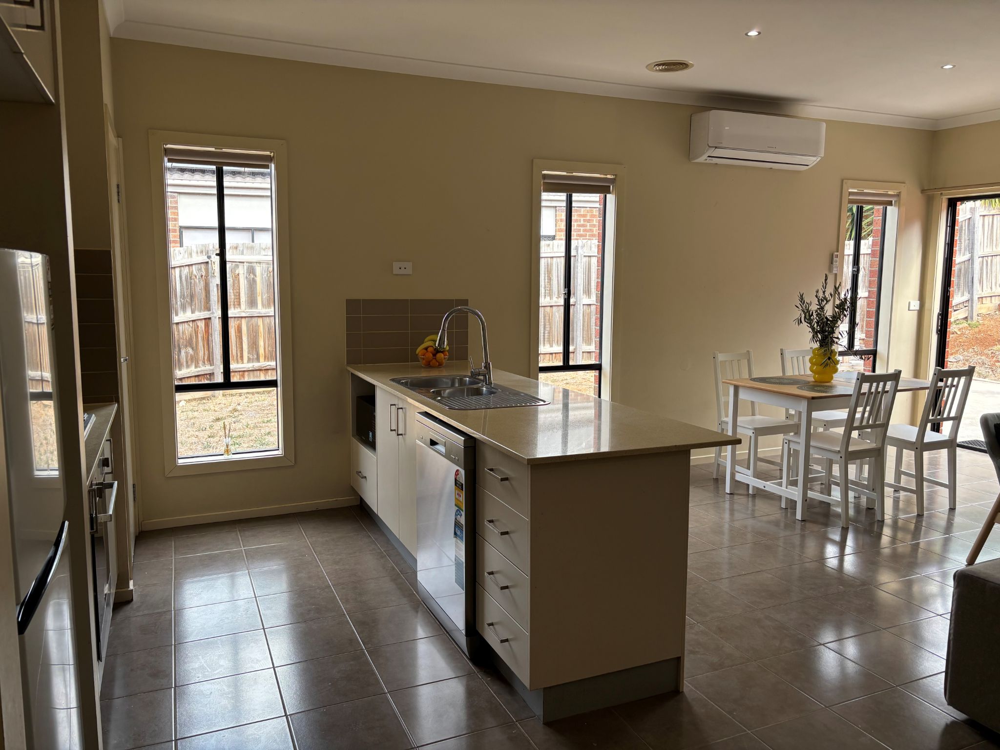 tarneit 11