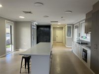 Common Kitchen Breakfast Bar