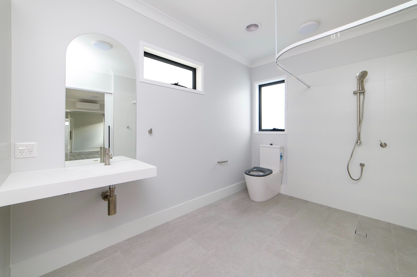 vic point bathroom