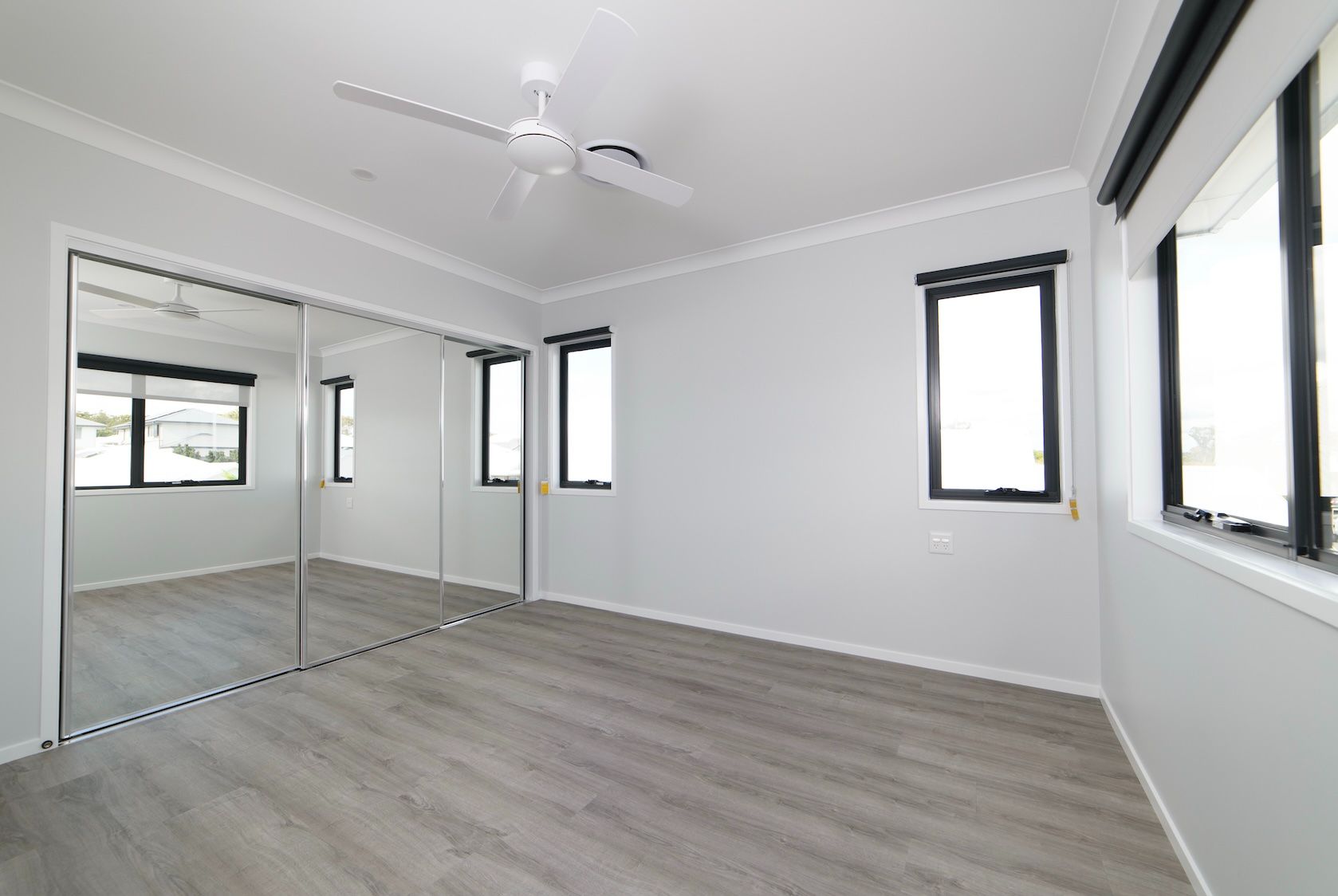 VIC POINT BEDROOM 2
