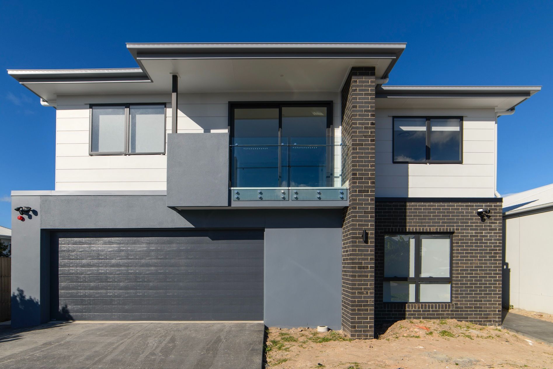 VIC POINT FRONT