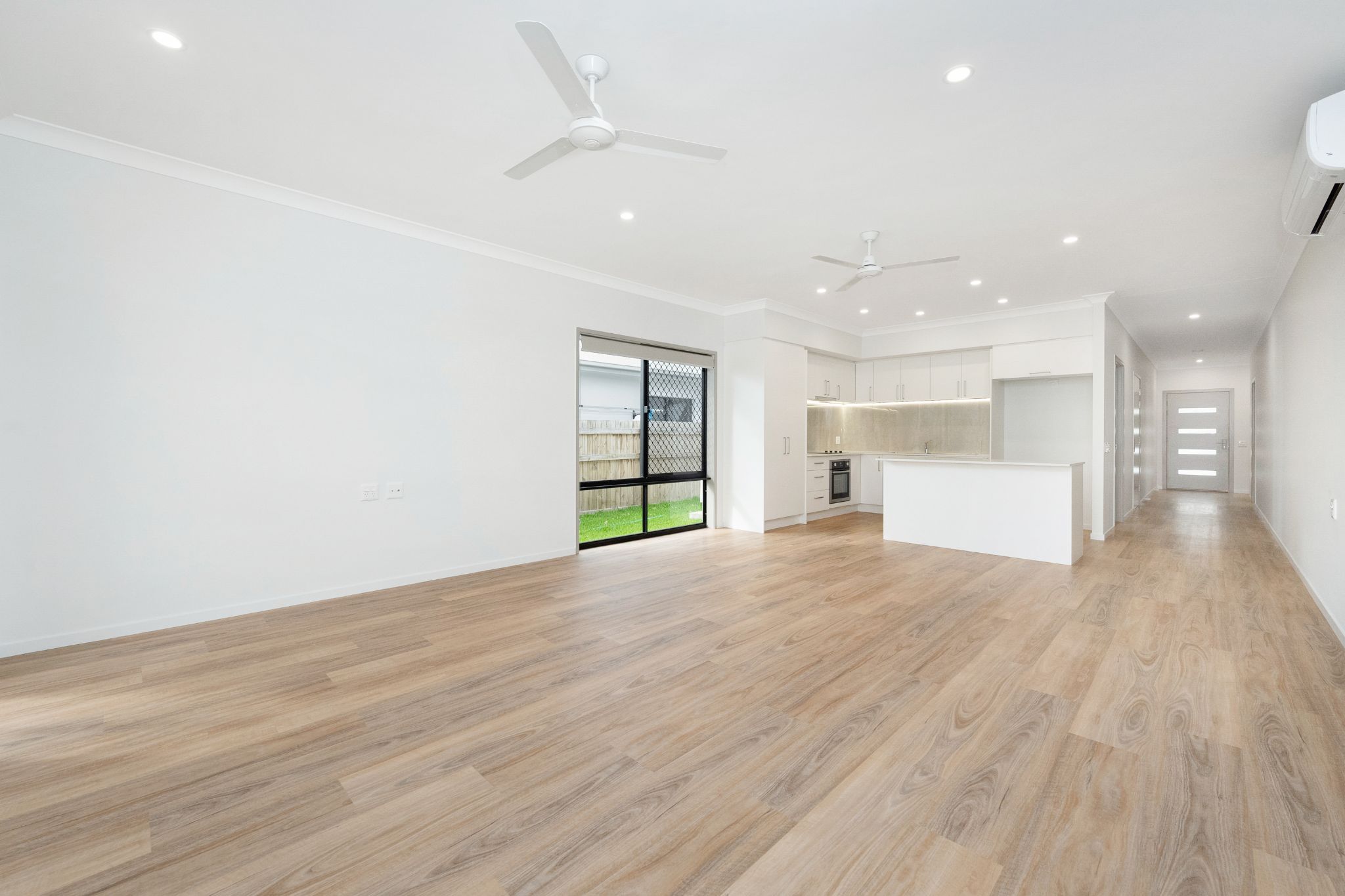 2 141 Bayswater-53