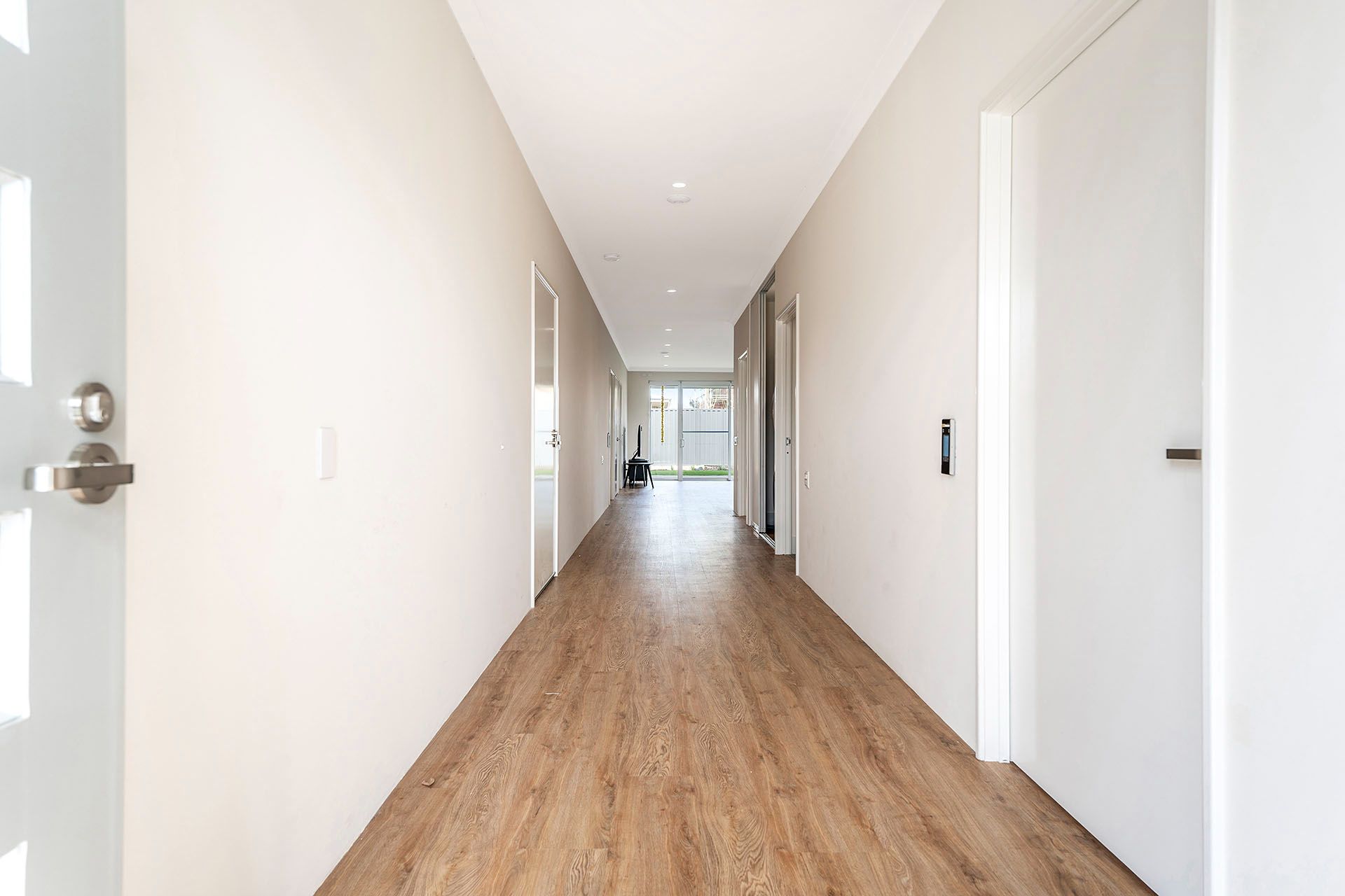 BLA08825 HDR