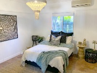 DA3B9944 0DED-418A-A0F0-2DF418AABC55