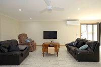 Sunnypine15435 38A St Albans