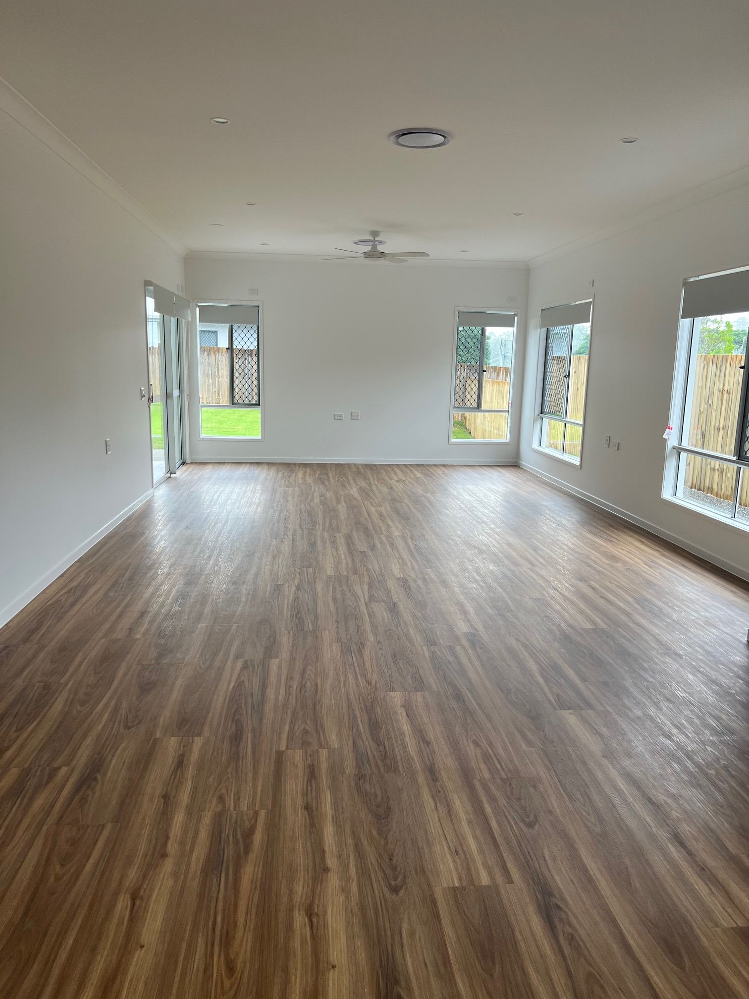 Living area 167a Brays Rd Lawnton