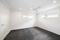 thumbnail 2.291 Great Western Hwy Emu Plains 8a