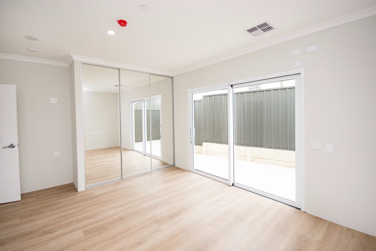 11 Bedroom Mirrors Large