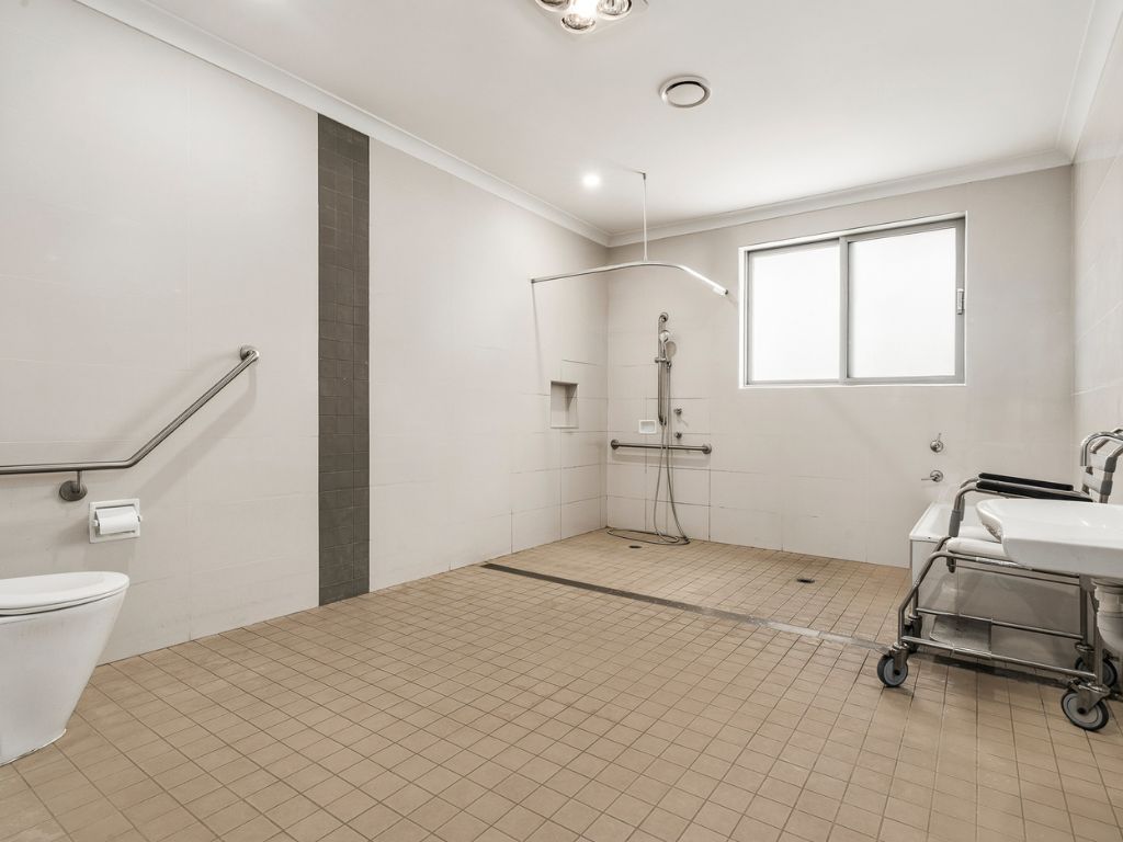 Churchill Bathroom1