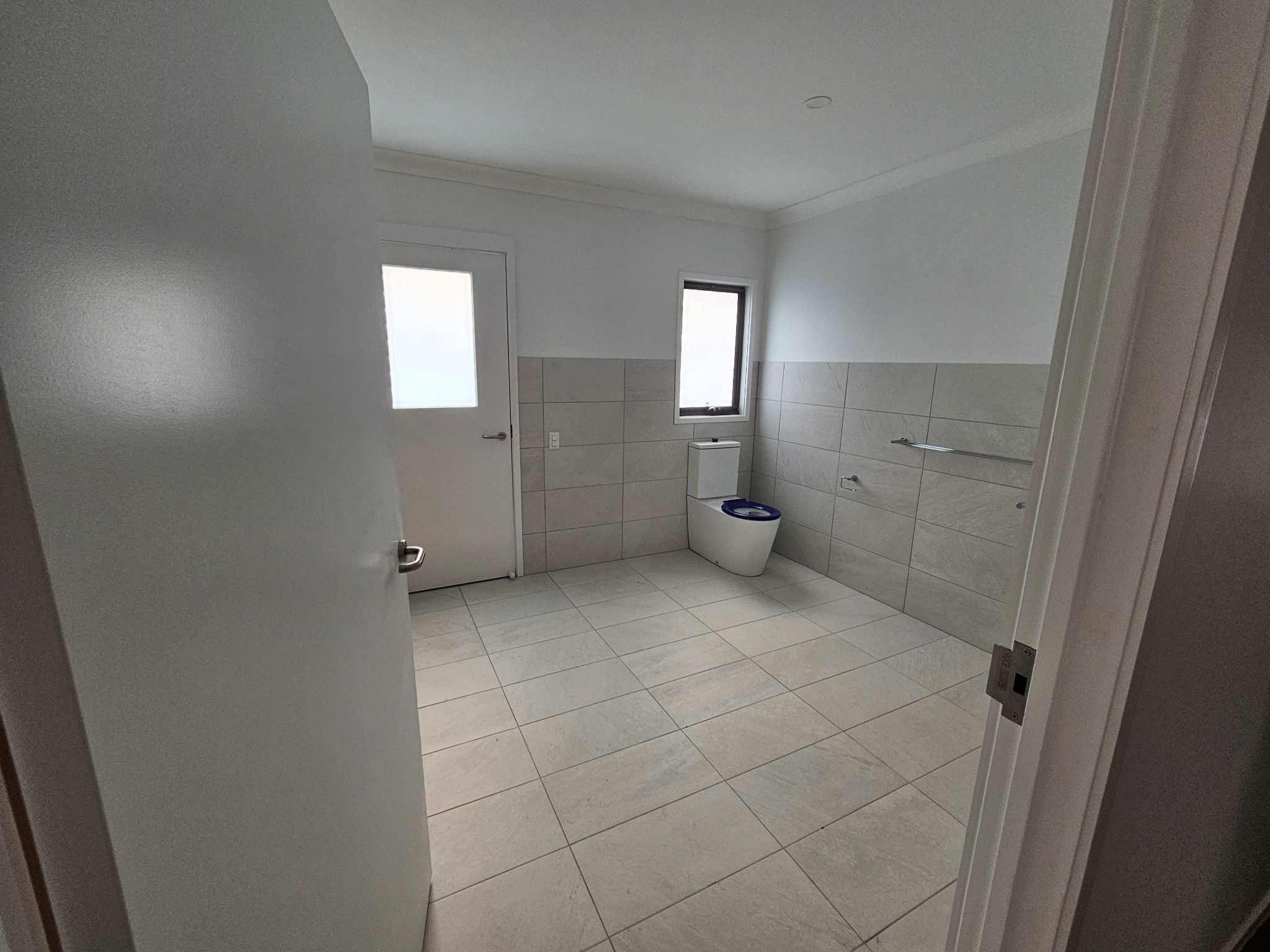 Visitors Bathroom