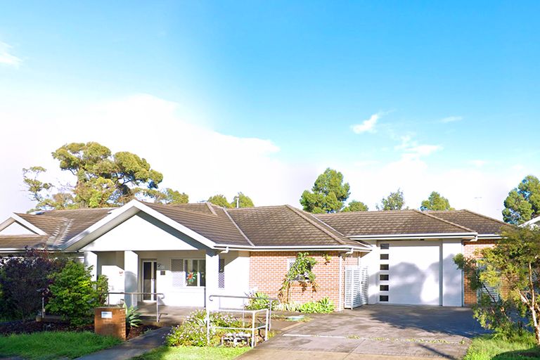 11 313H_hinkler_house_front_google_rgb_COVER_3x2