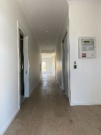 Epping  6 Binap HALLWAY