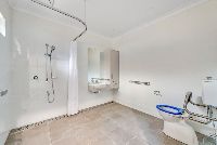 Bathroom   High Res